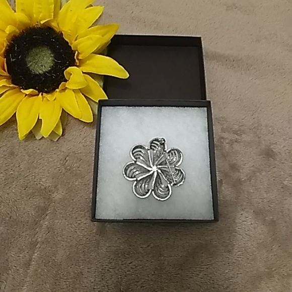 Silver Brooch - Picture 2 of 2